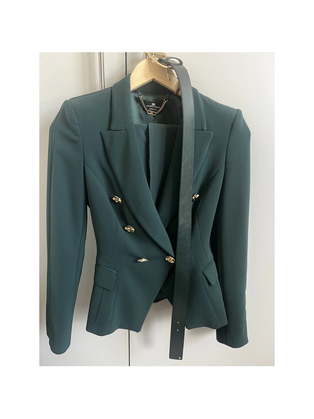 Chic Double-Breasted Forest Green Women’s Skirt Suit